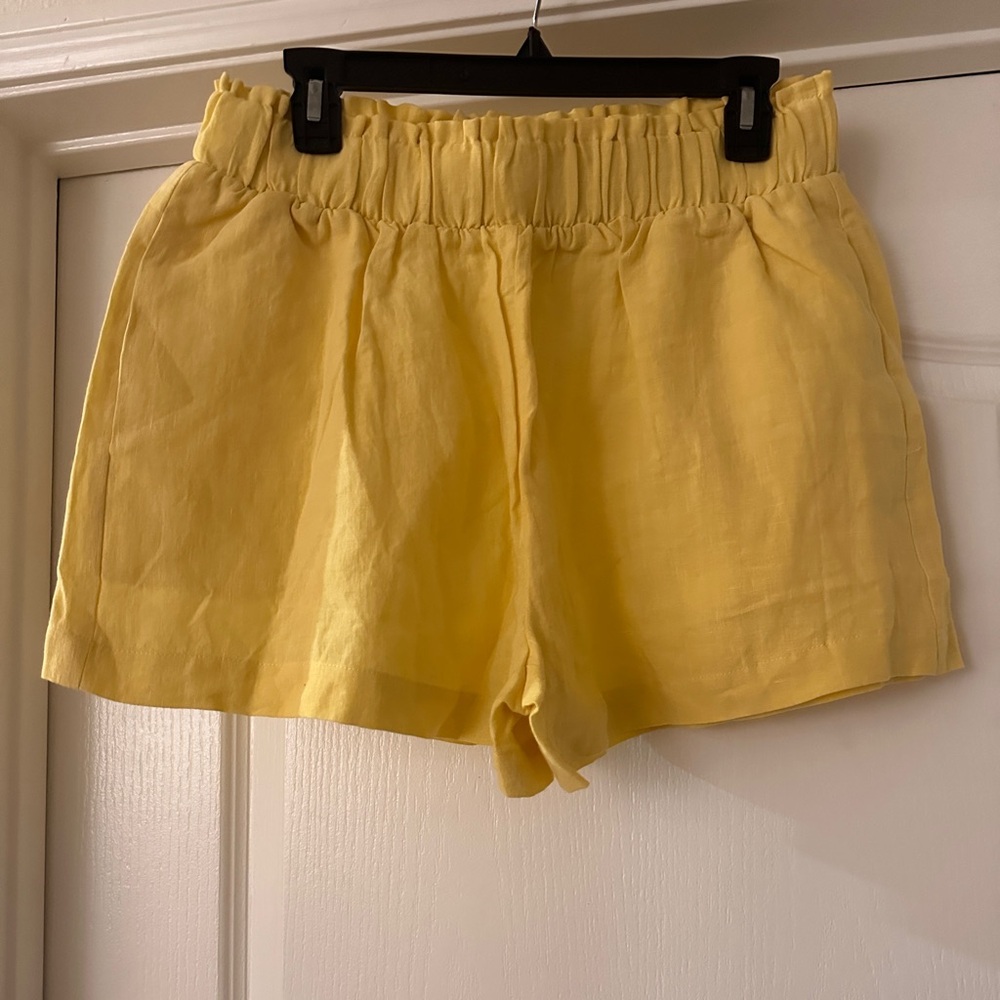 Solai 100% linen yellow shorts size large